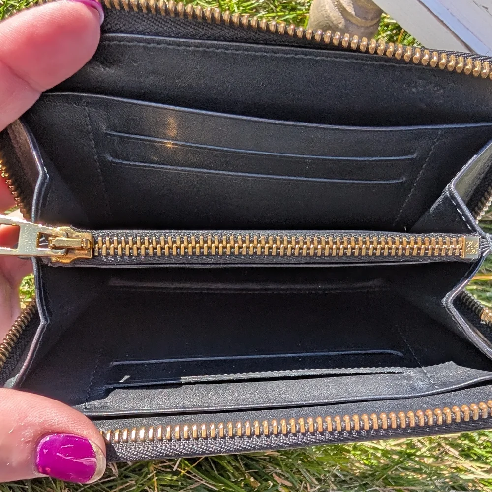 Loewe Zip-Around Compact Wallet Multicolor Crocodile Logo - GUC! - Picture 16 of 16